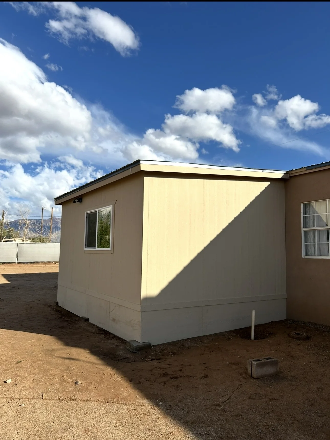 Detached outbuilding or room addition exterior